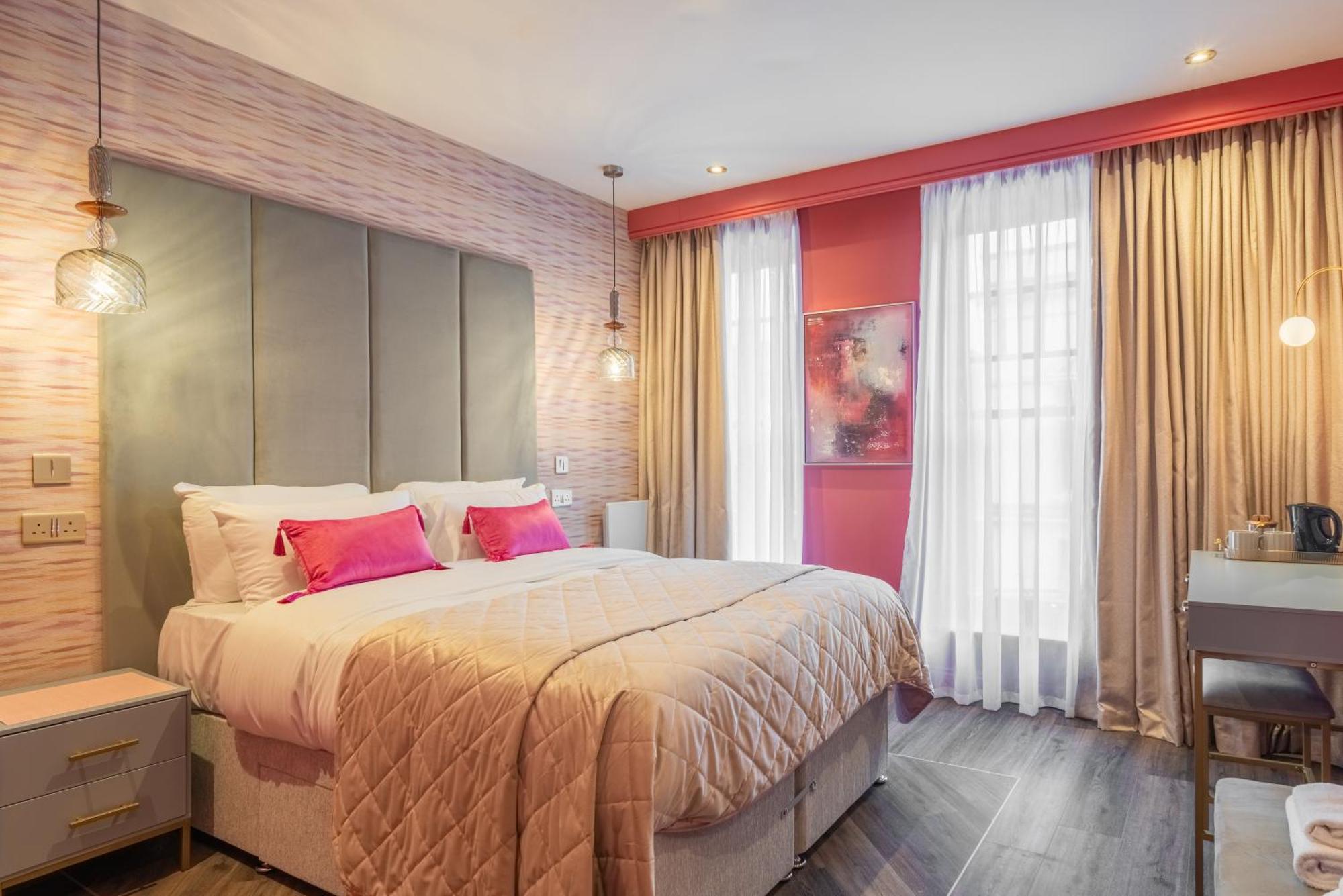 מרת'יר טידפיל Howfield Hotel מראה חיצוני תמונה