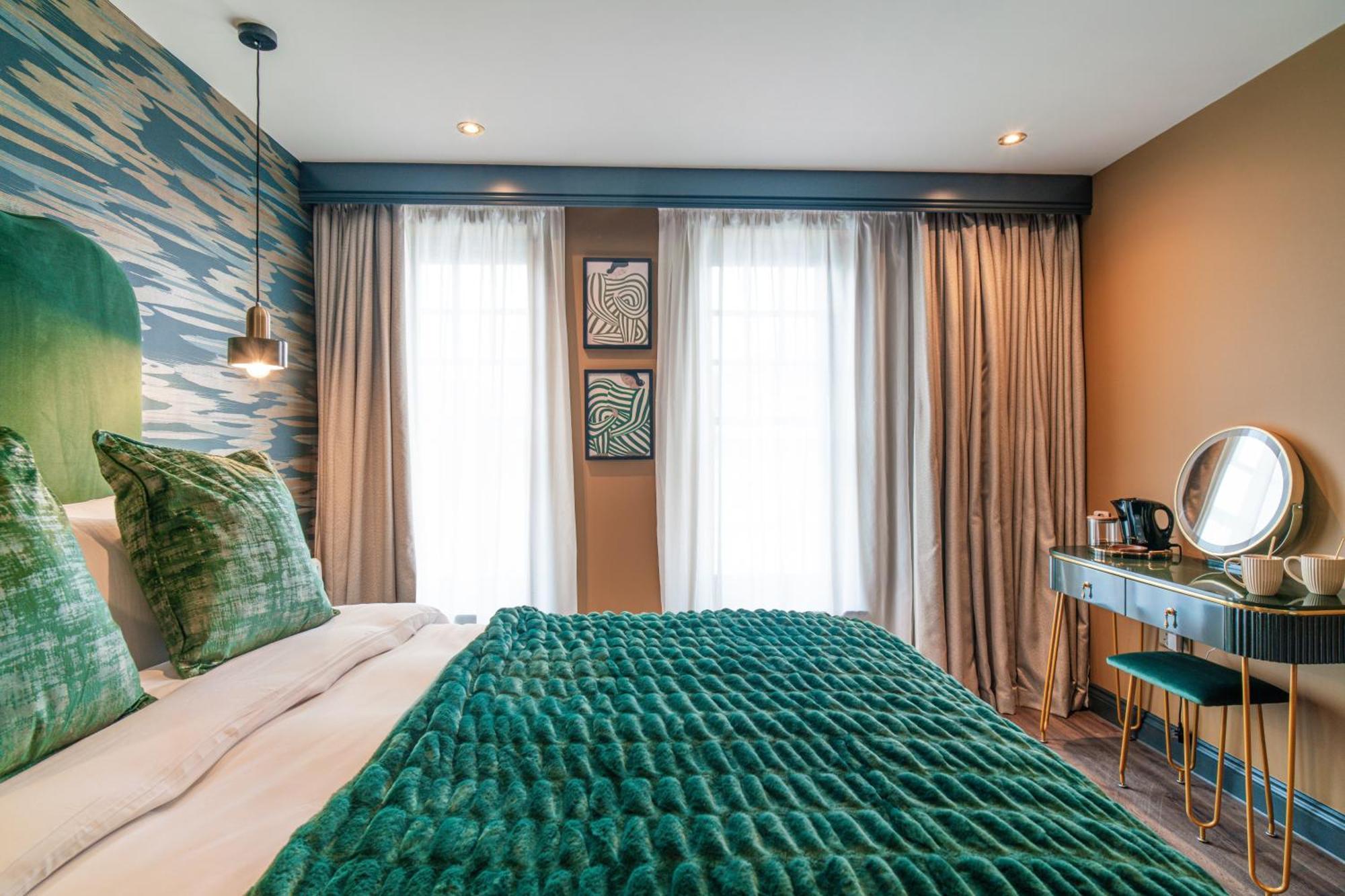 מרת'יר טידפיל Howfield Hotel מראה חיצוני תמונה