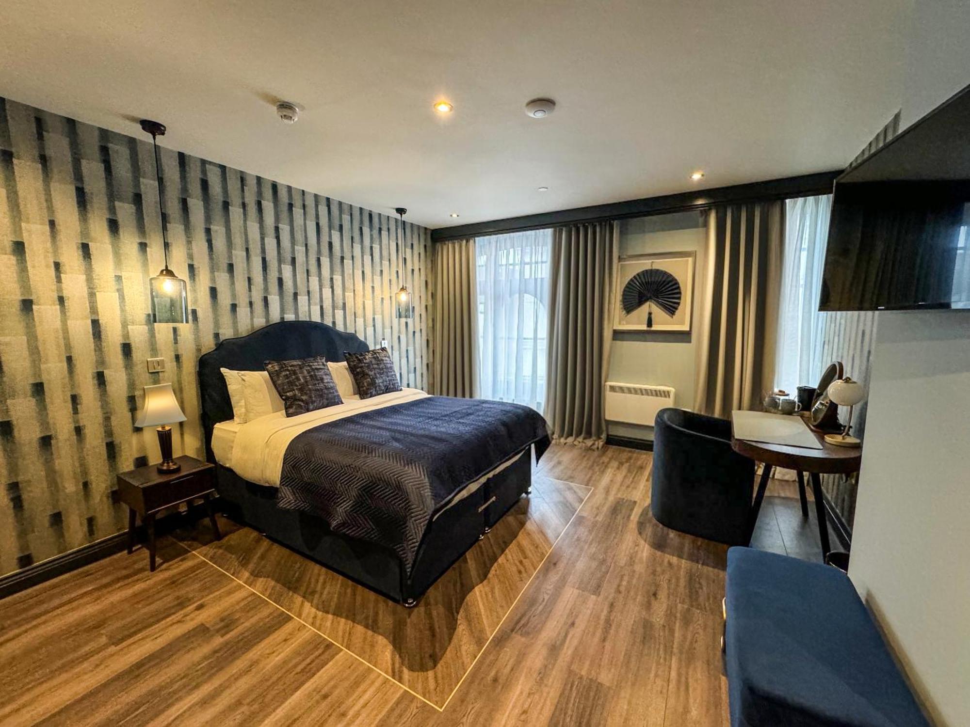 מרת'יר טידפיל Howfield Hotel מראה חיצוני תמונה